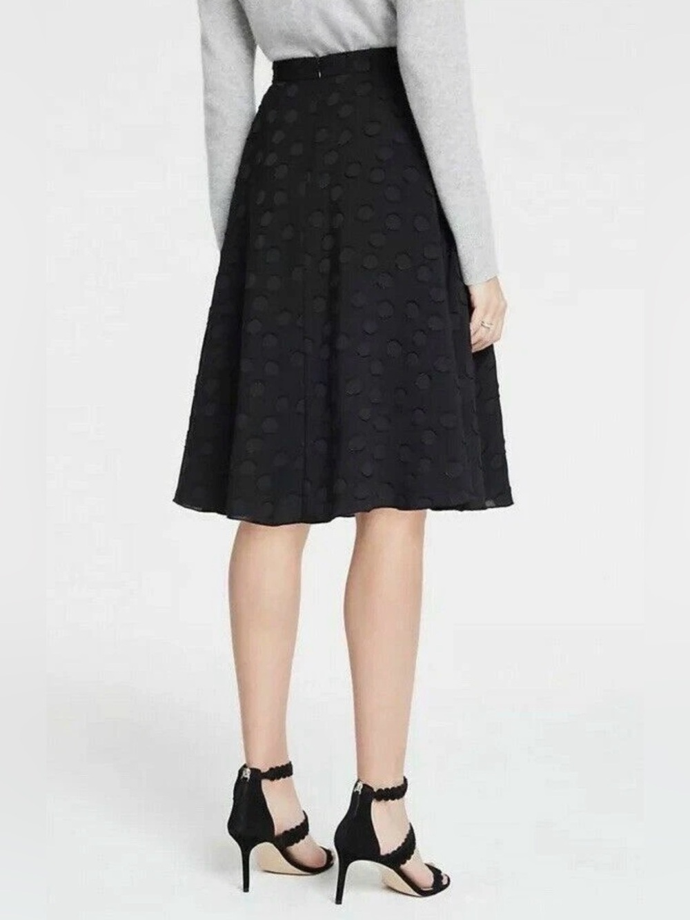 Ann Taylor full Aline skirt women’s sz 2 midi black clip dot modest